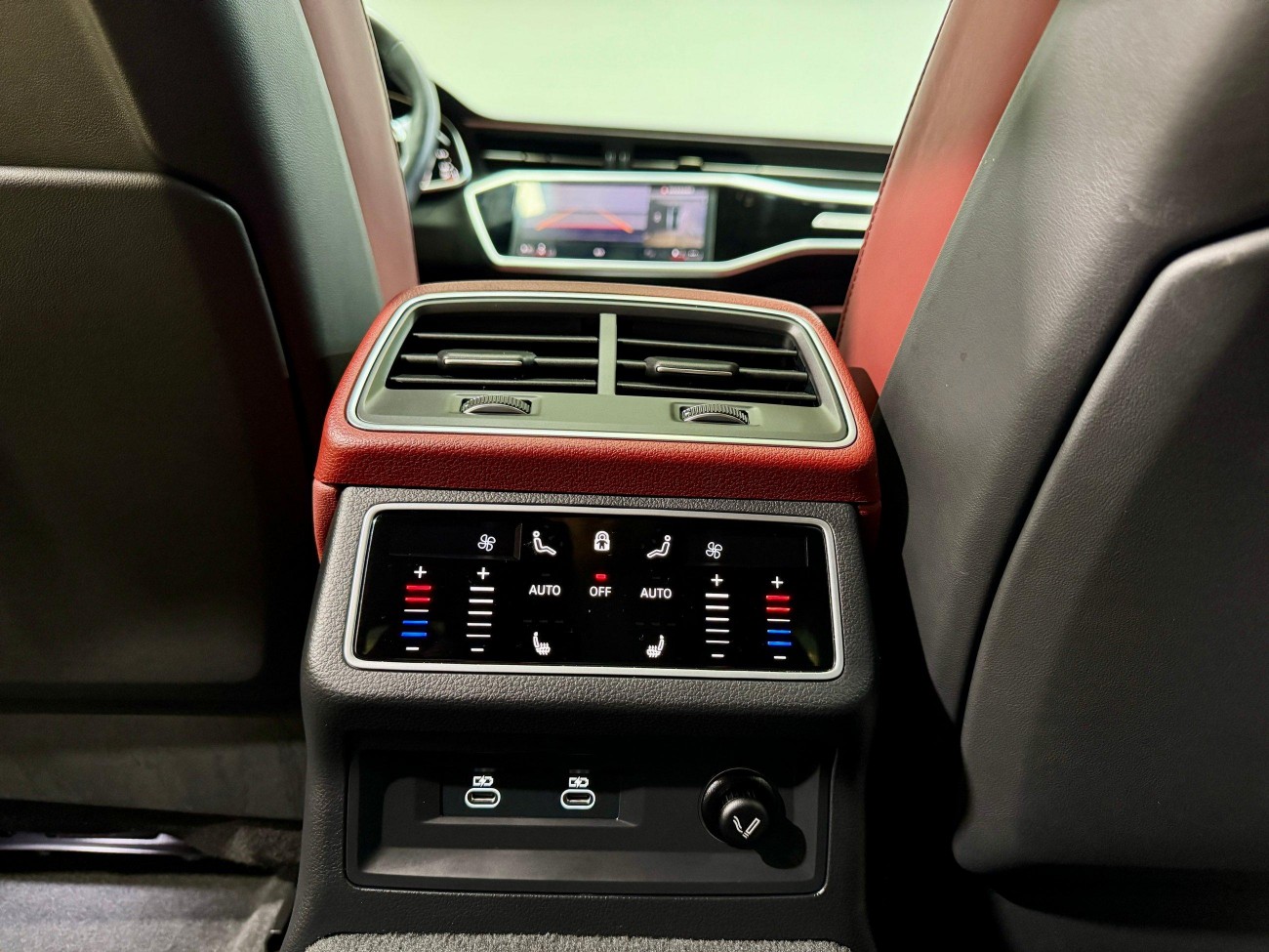 Audi A7L 45 TFSI 2024