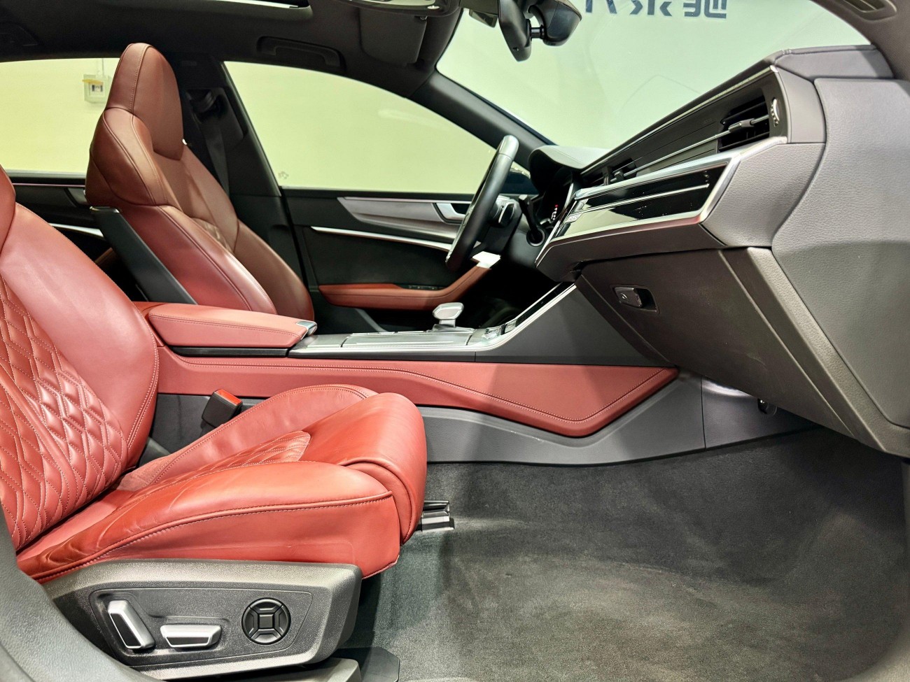 Audi A7L 45 TFSI 2024