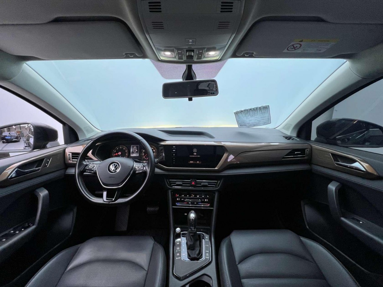 Volkswagen Tharu 2021