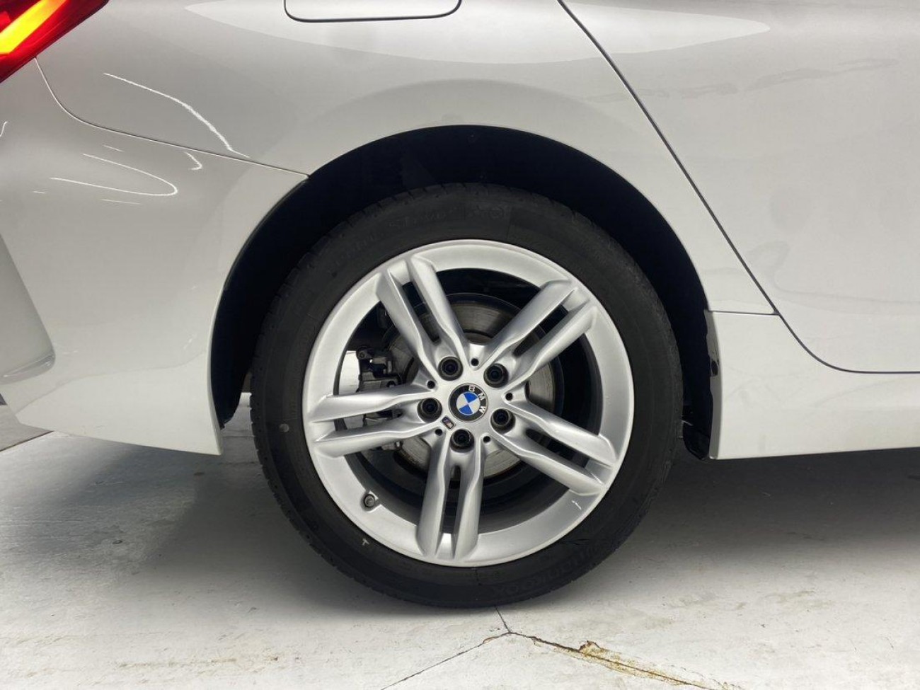 BMW 120i 2023