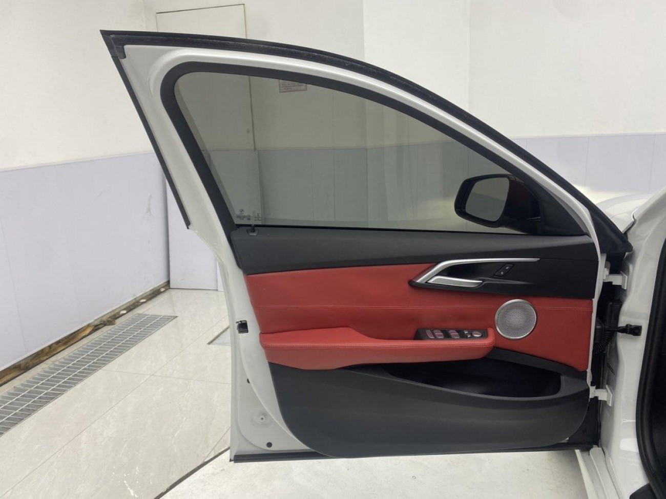 BMW 120i 2023