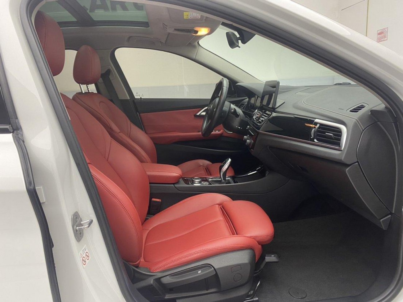 BMW 120i 2023