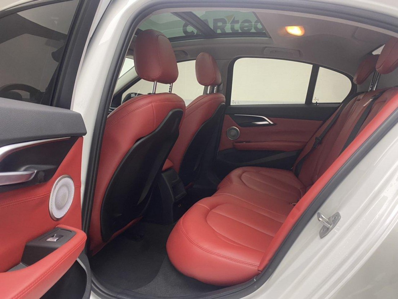 BMW 120i 2023
