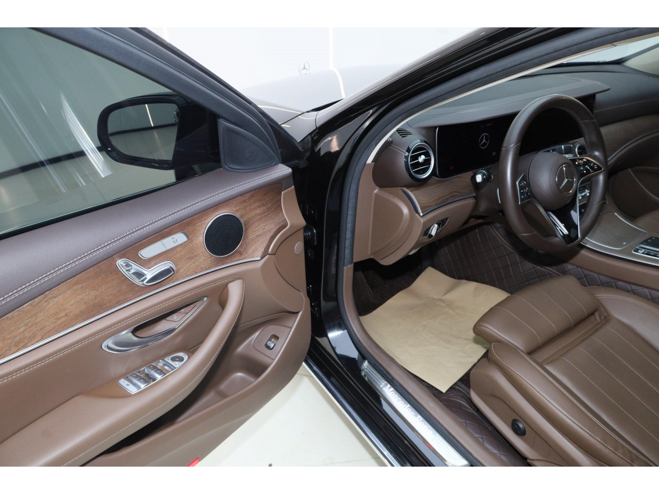 Mercedes-Benz E 260 L 2021