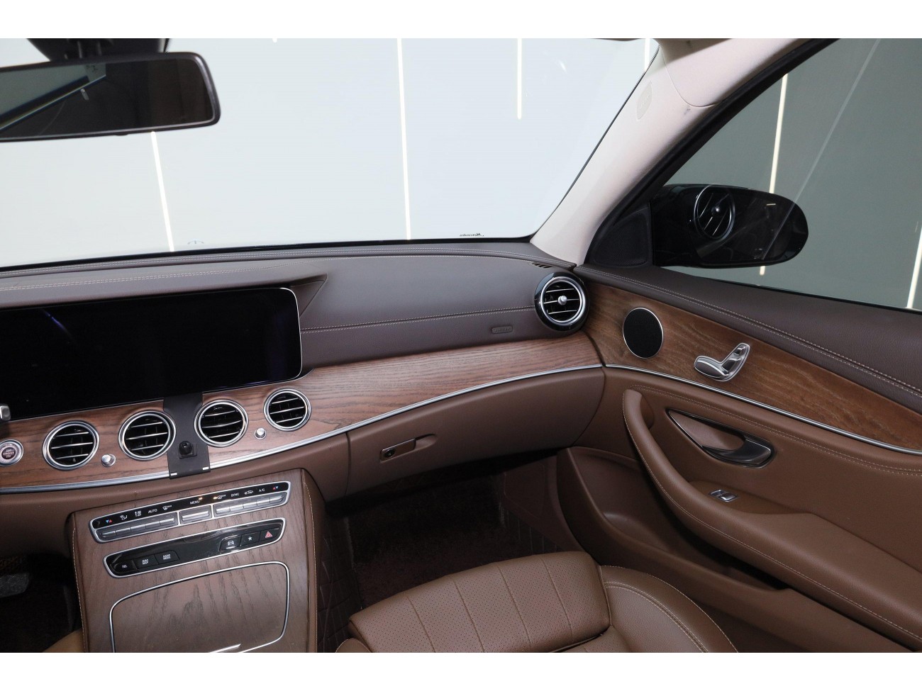 Mercedes-Benz E 260 L 2021