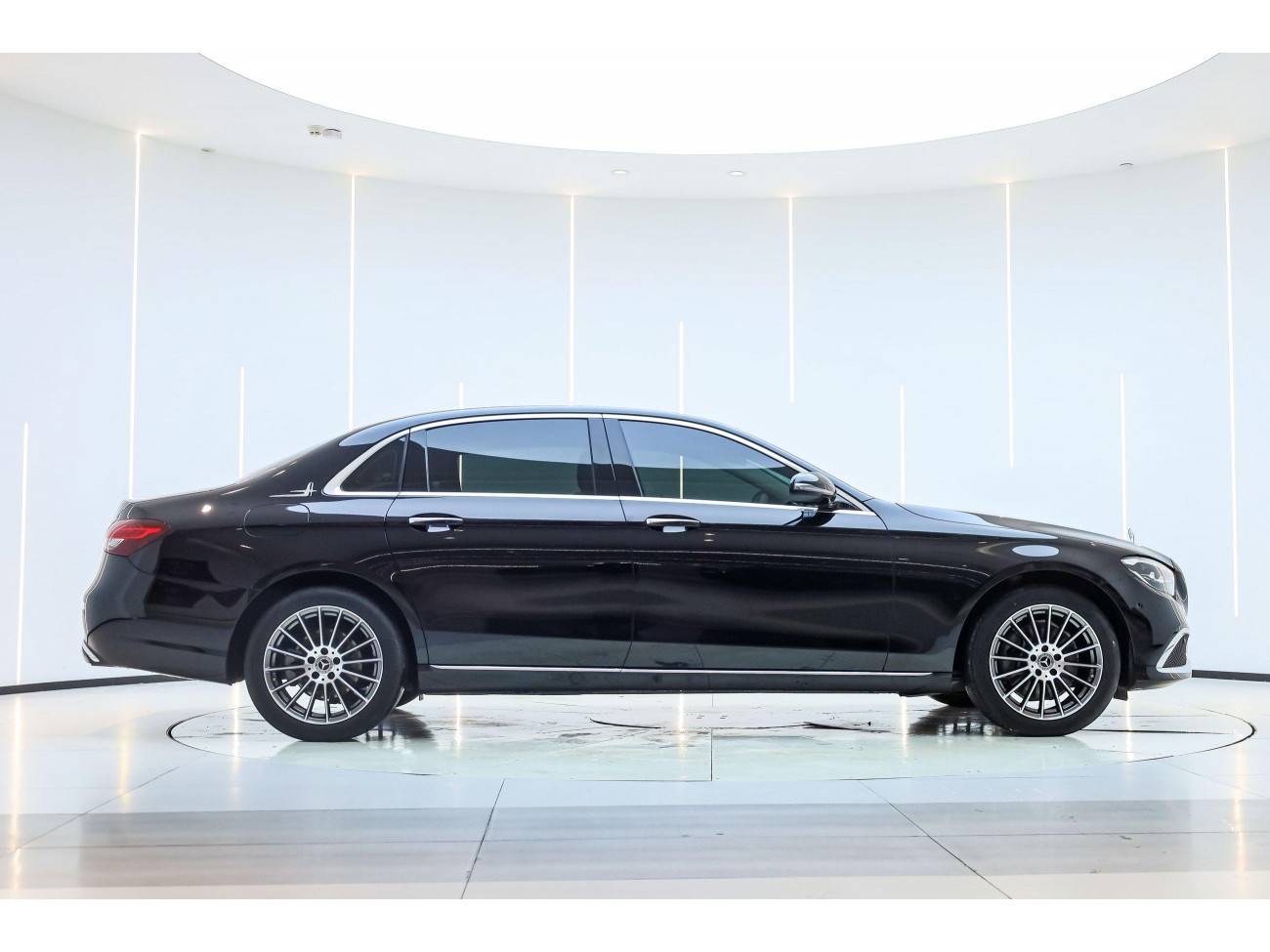 Mercedes-Benz E 260 L 2021