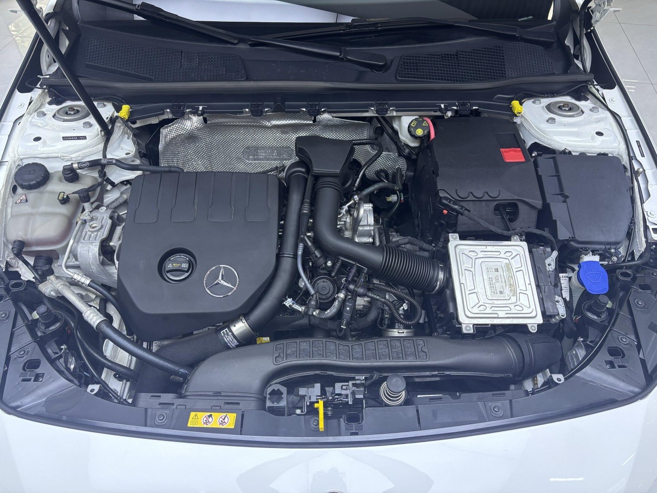 Mercedes-Benz A 200 L 2021