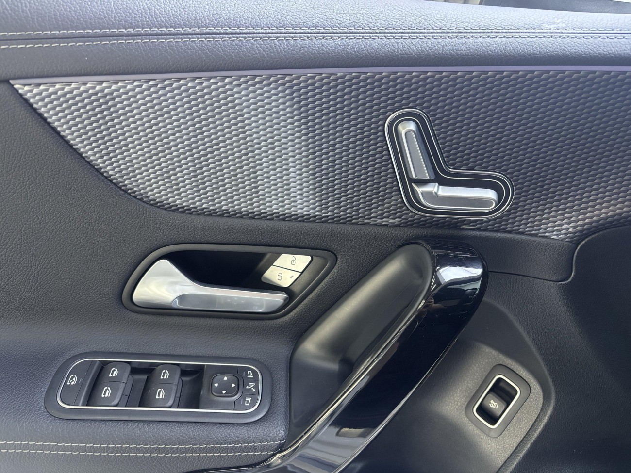 Mercedes-Benz A 200 L 2021