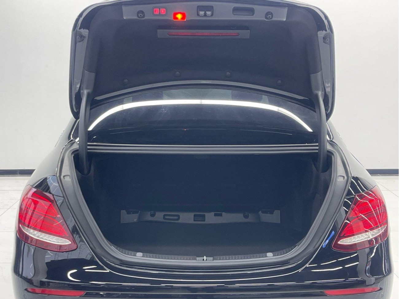 Mercedes-Benz E 300 L 2020