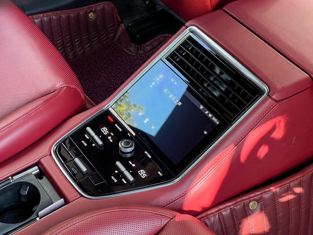 Porsche Panamera 2021