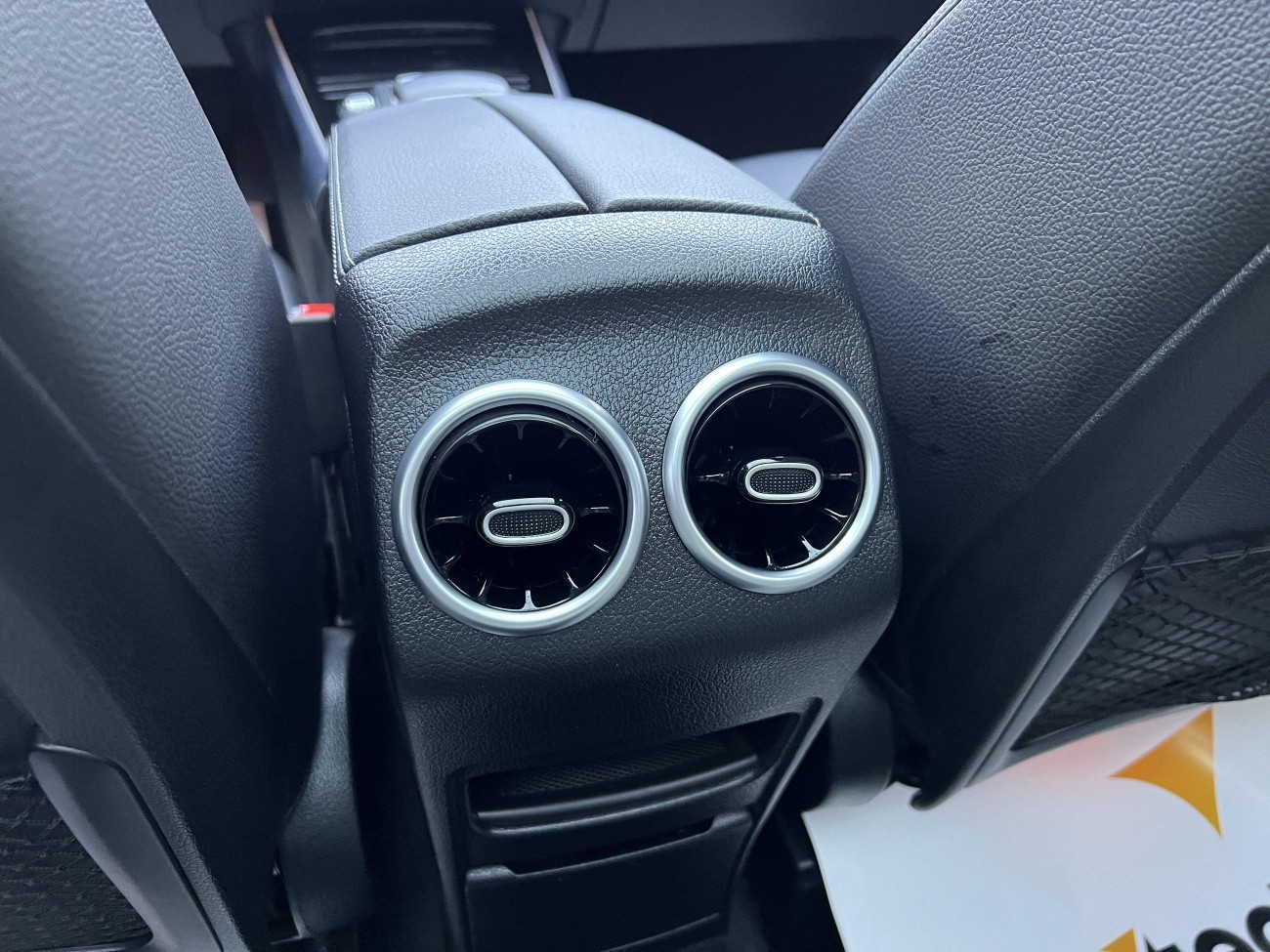Mercedes-Benz GLB 2020