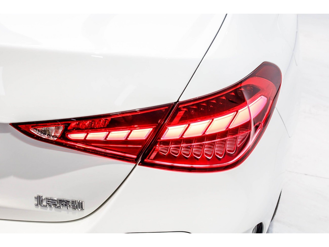 Mercedes-Benz C 350 e 2025