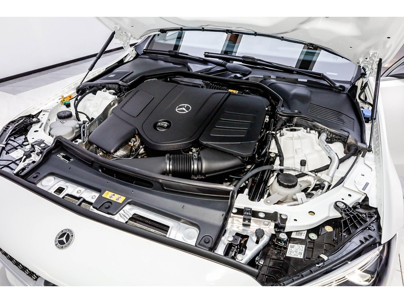 Mercedes-Benz C 350 e 2025
