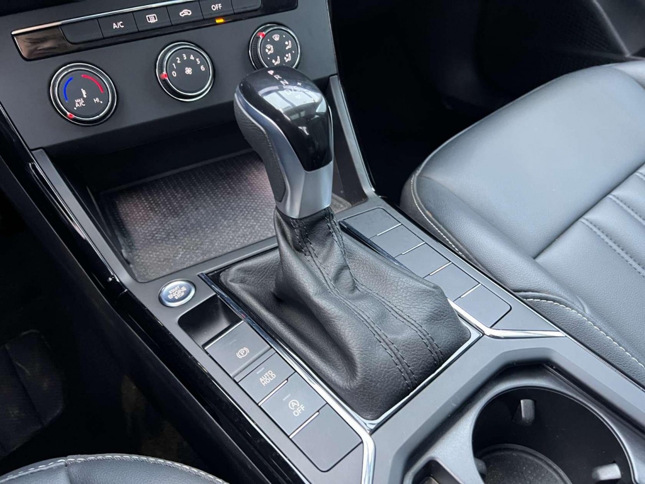 Volkswagen Passat 2022