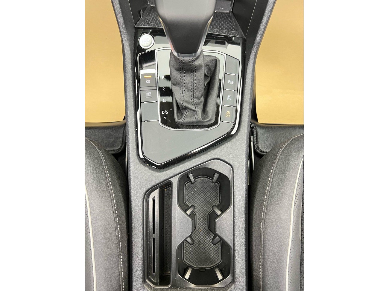 Volkswagen Tiguan L 2023