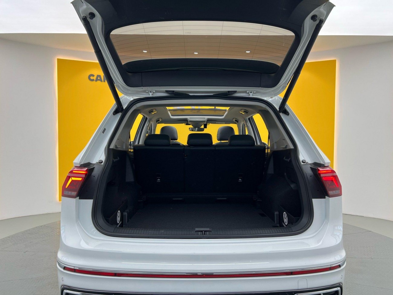 Volkswagen Tiguan L 2023