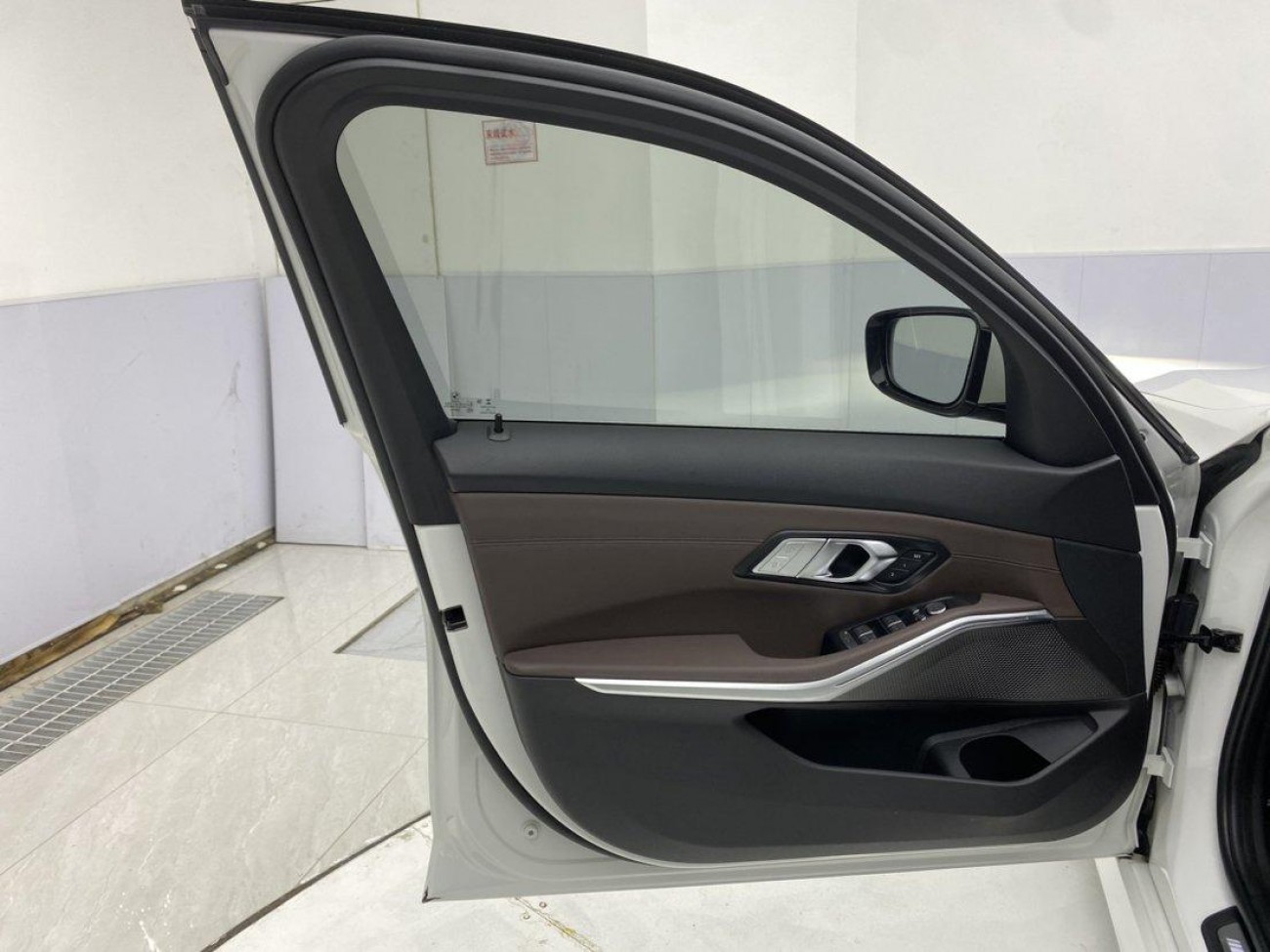 BMW 325Li 2020