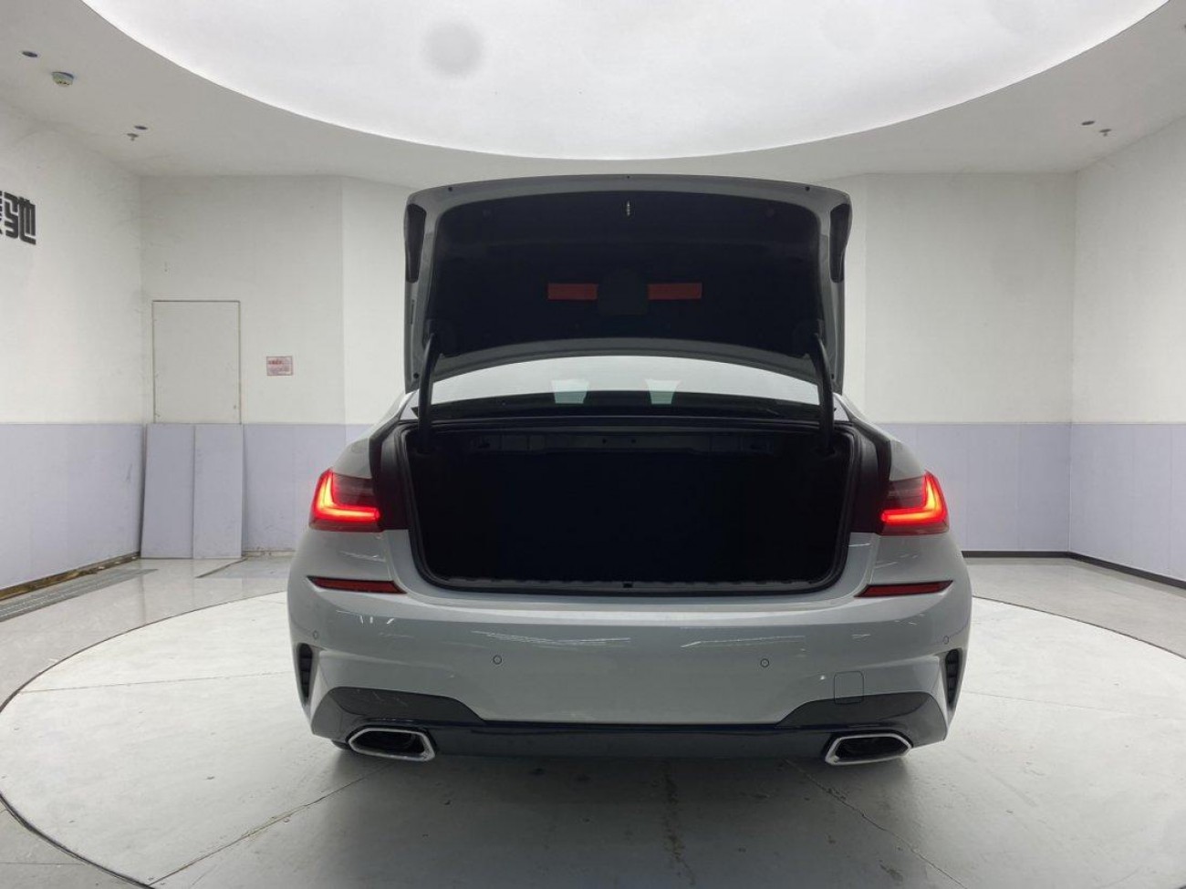 BMW 325Li 2020