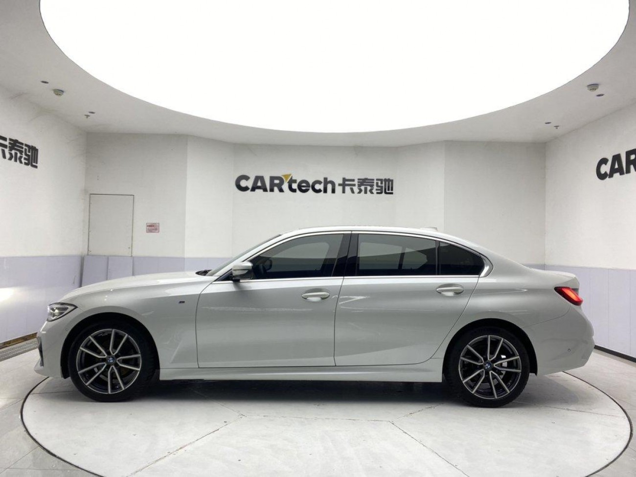 BMW 325Li 2020