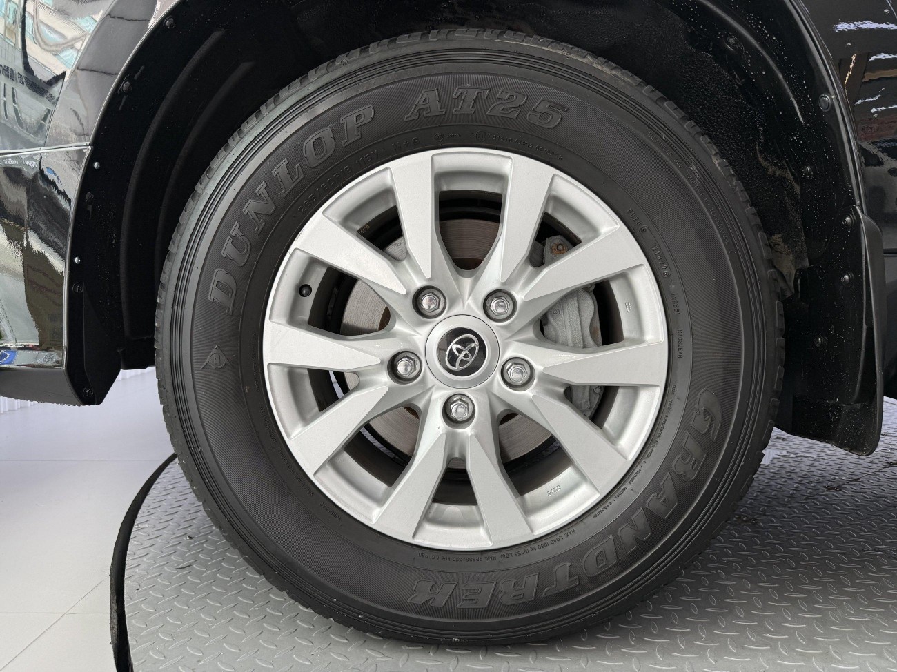 Toyota Land Cruiser 2019