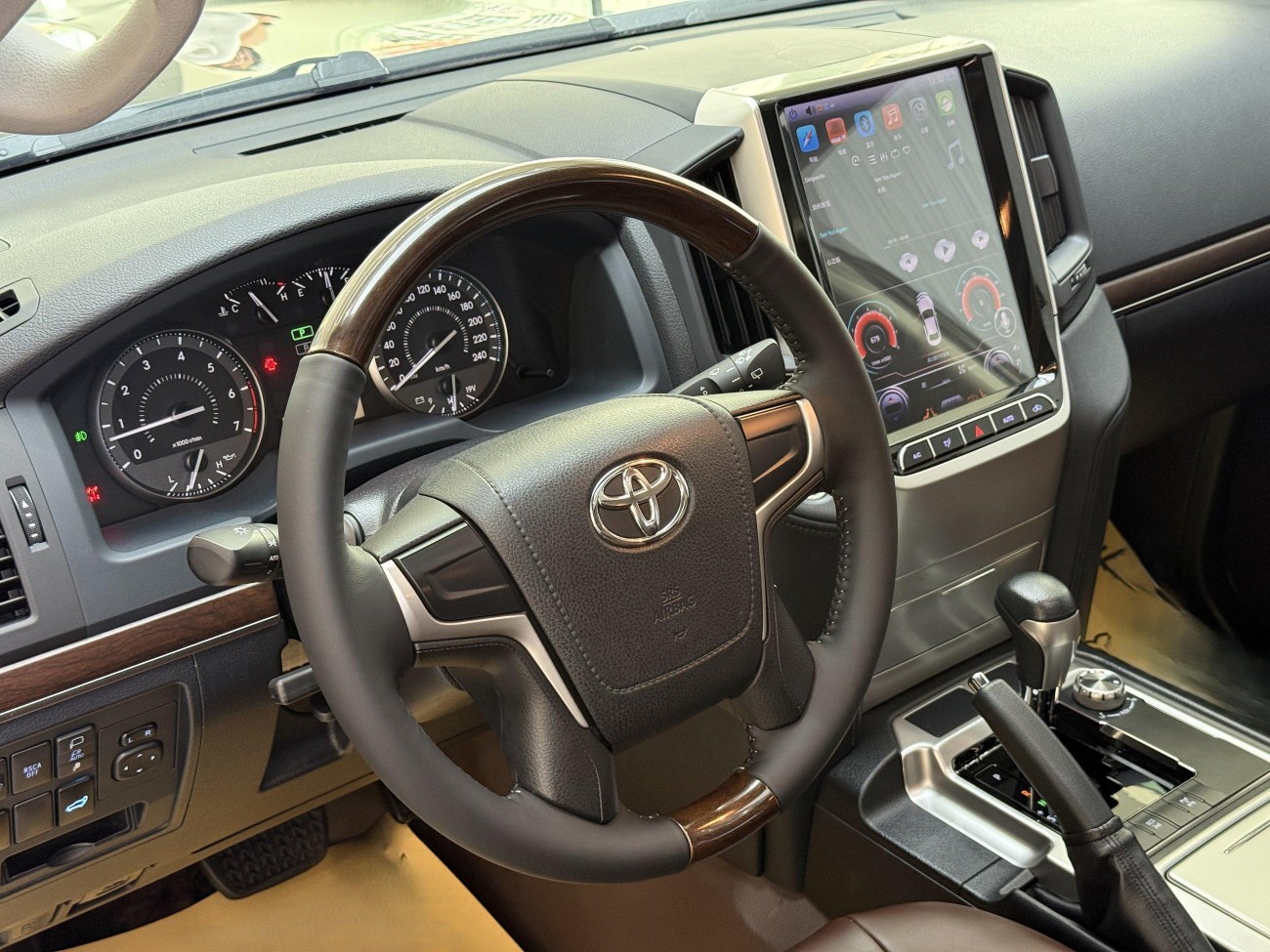 Toyota Land Cruiser 2019