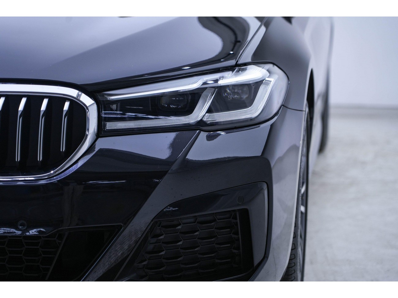 BMW 530Li 2021