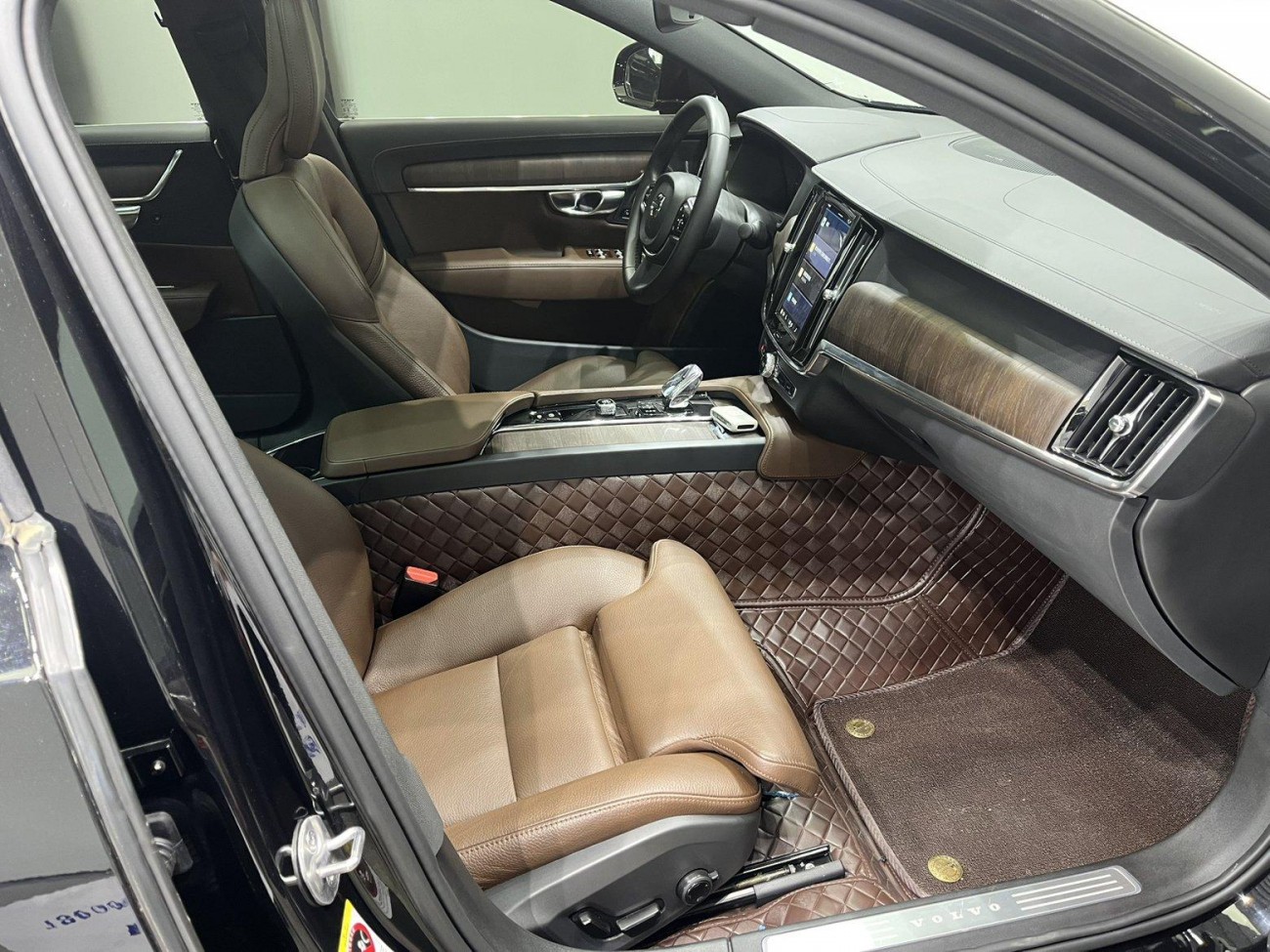 Volvo S90 2024