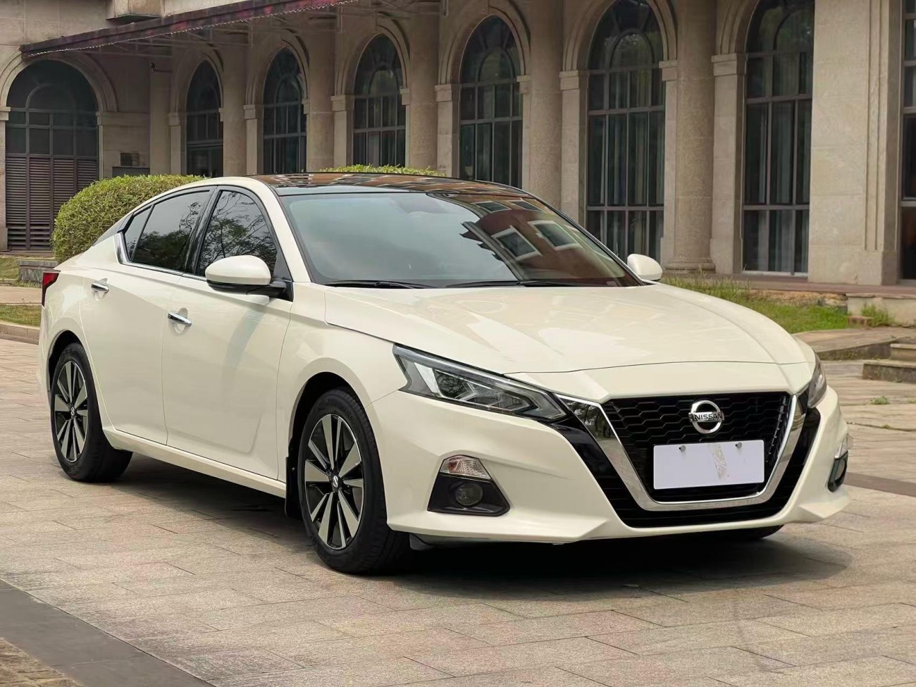 Nissan Teana 2022