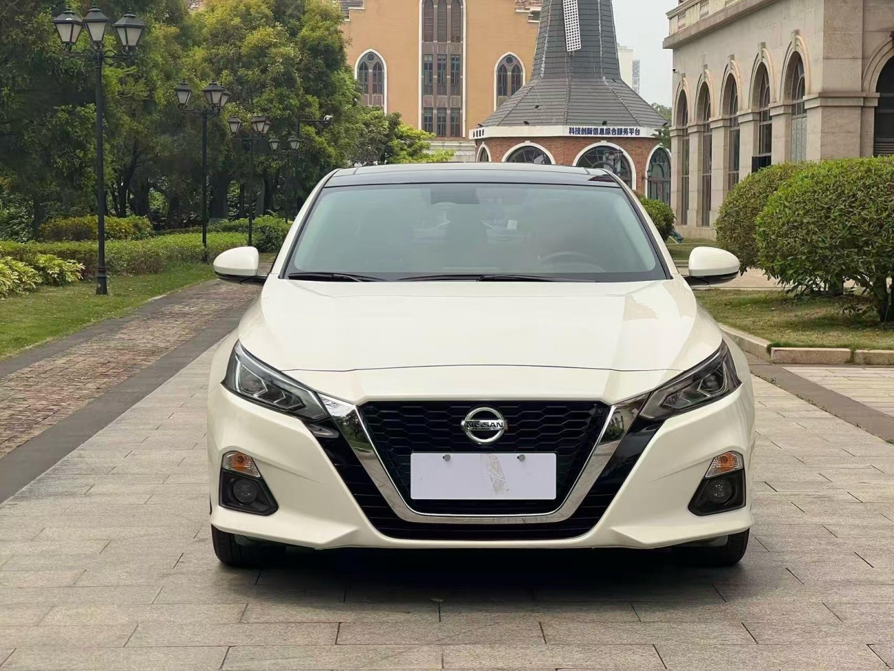 Nissan Teana 2022