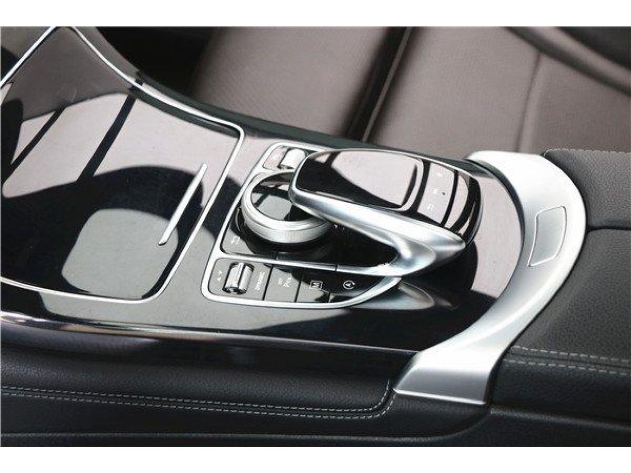 Mercedes-Benz GLC 200 L 2019