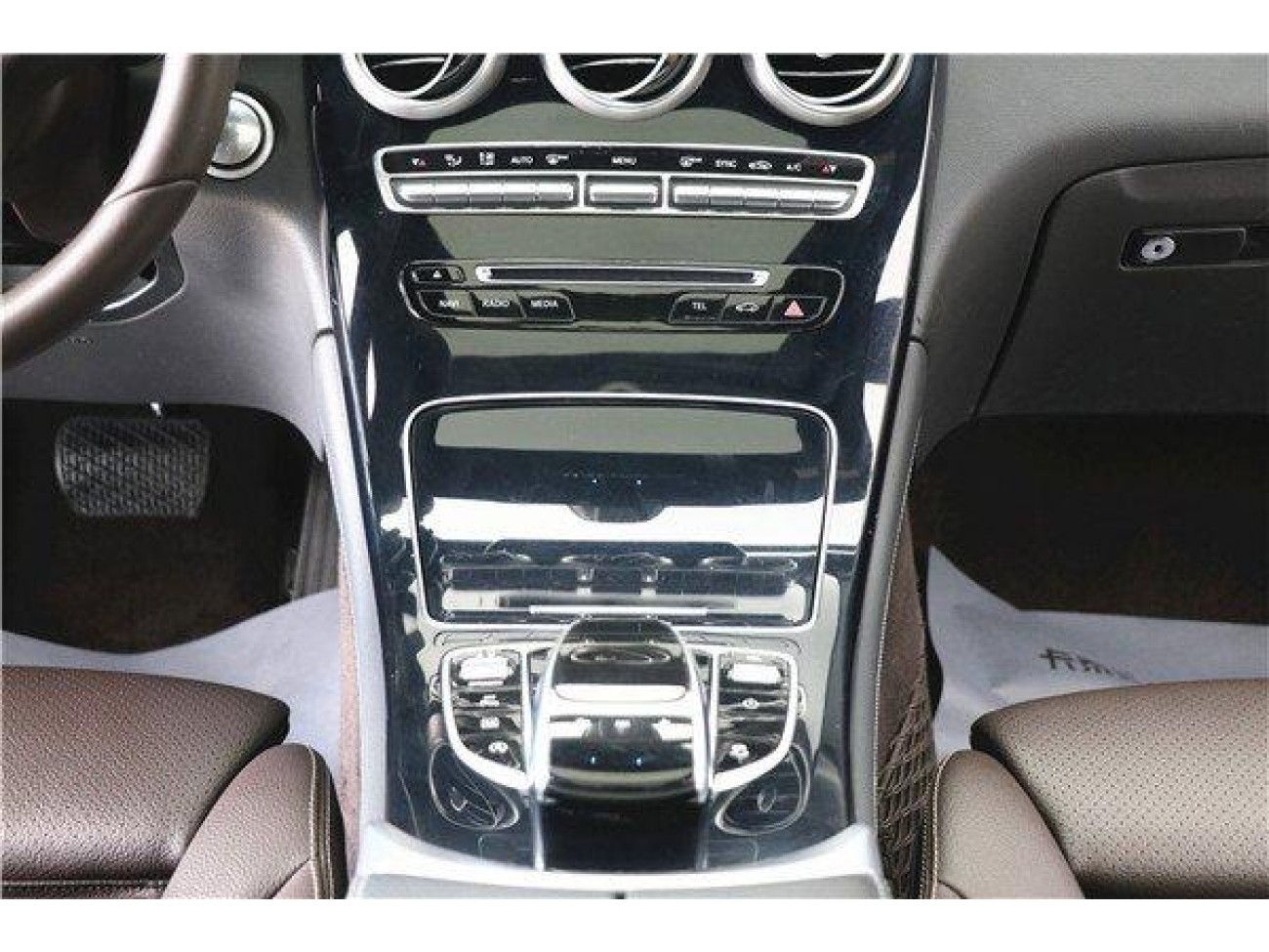 Mercedes-Benz GLC 200 L 2019