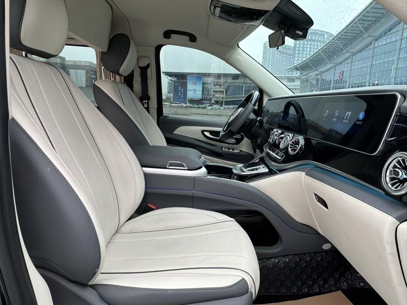 Mercedes-Benz 2023 2023