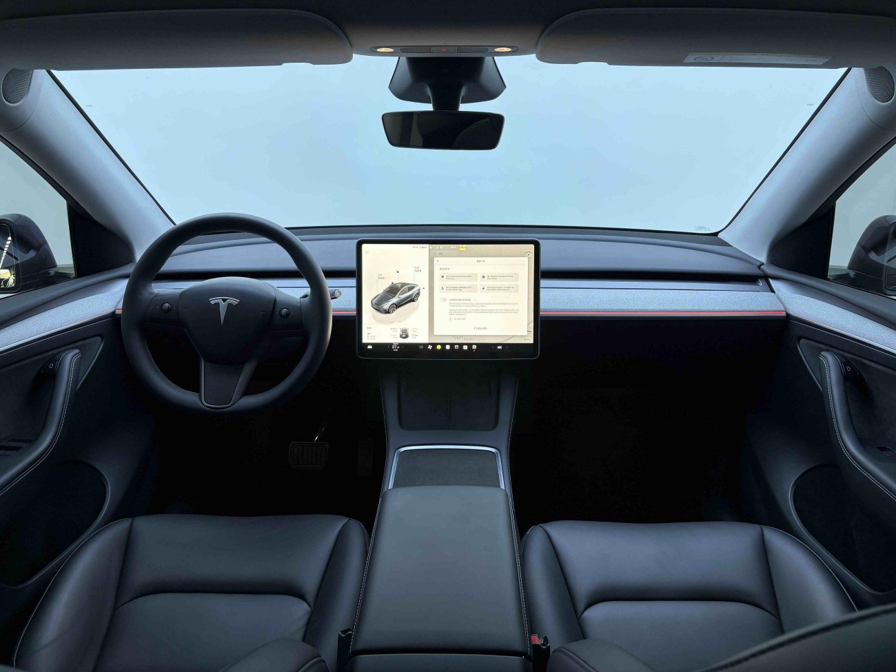 Tesla Model Y 2024