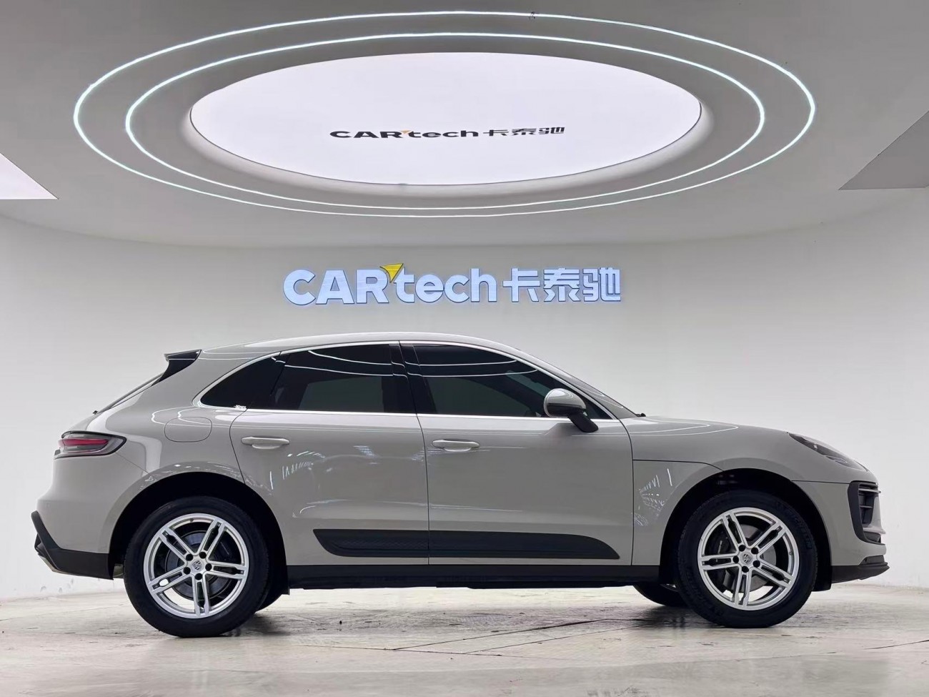 Porsche Macan 2024