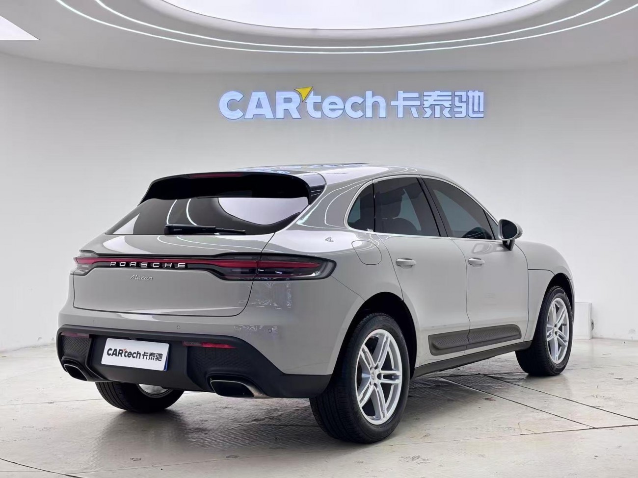 Porsche Macan 2024
