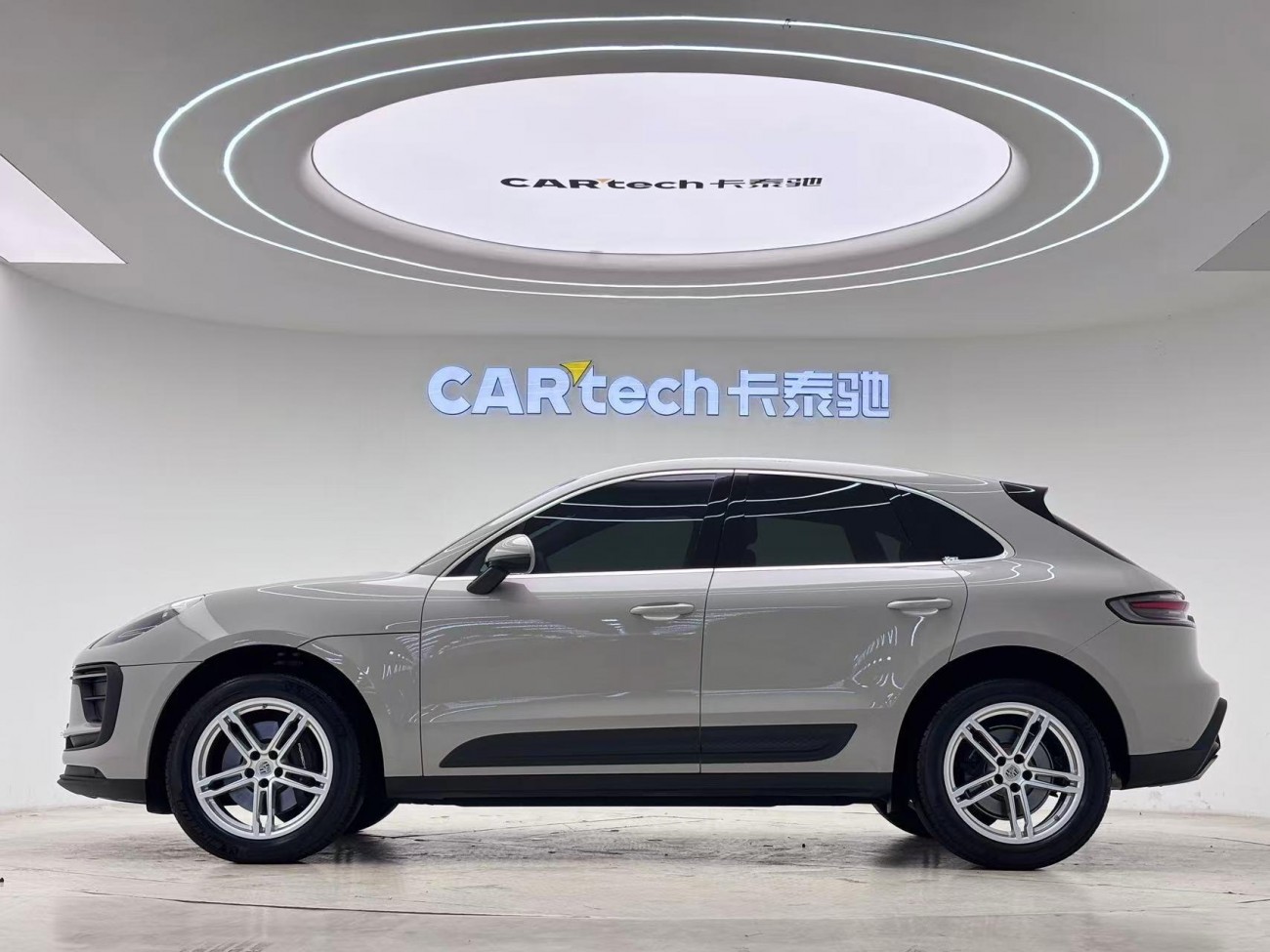 Porsche Macan 2024