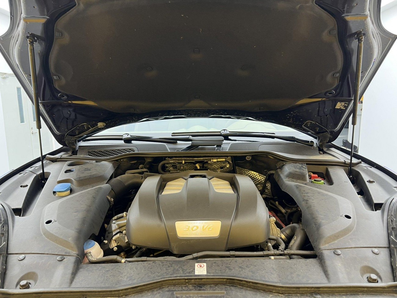Porsche Cayenne 2016