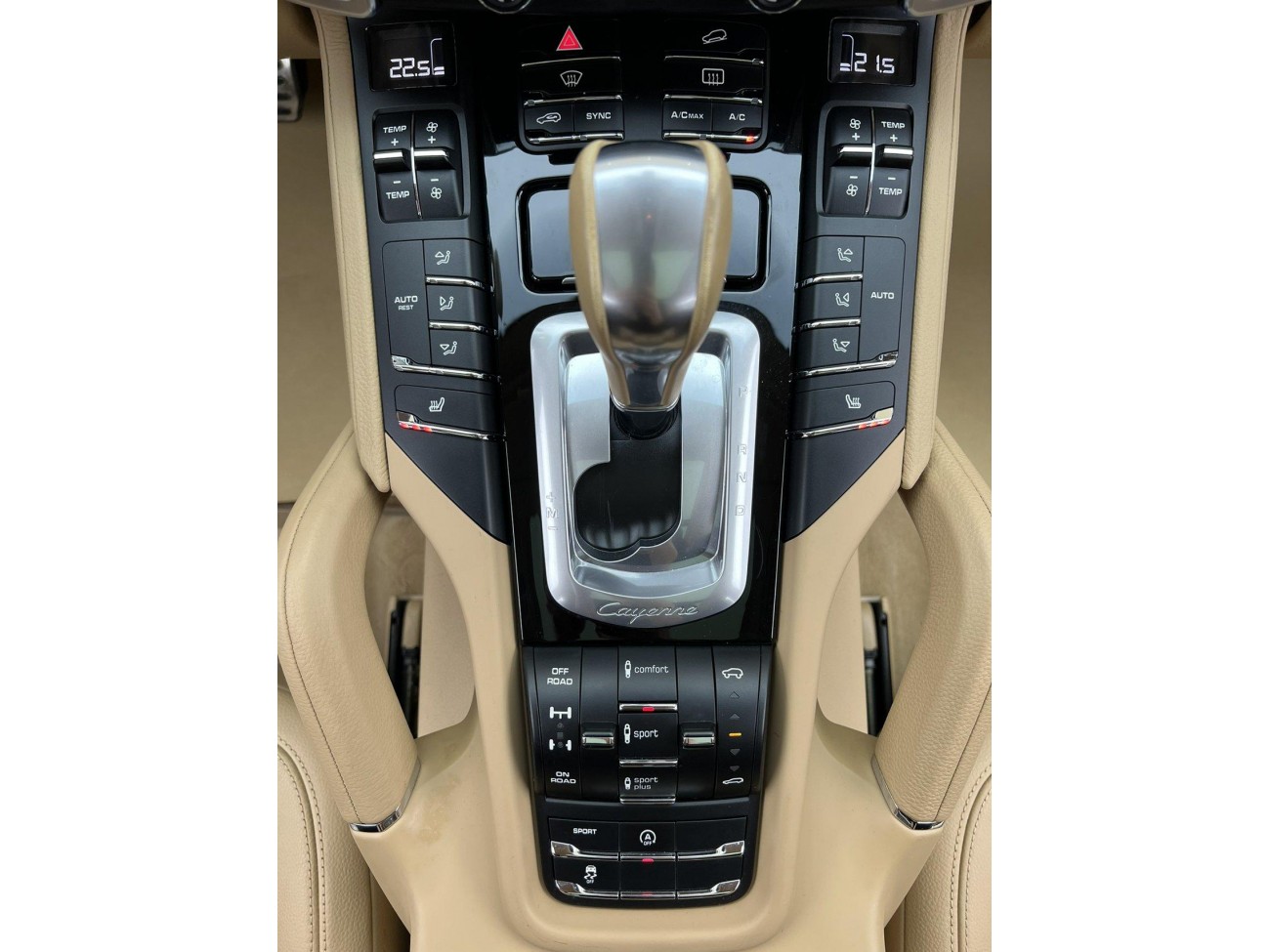 Porsche Cayenne 2016