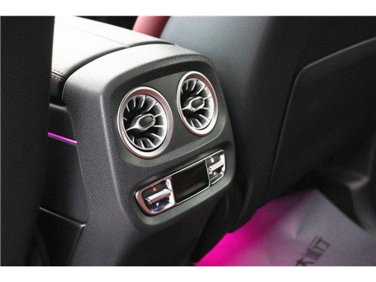 Mercedes-Benz G450d 2025