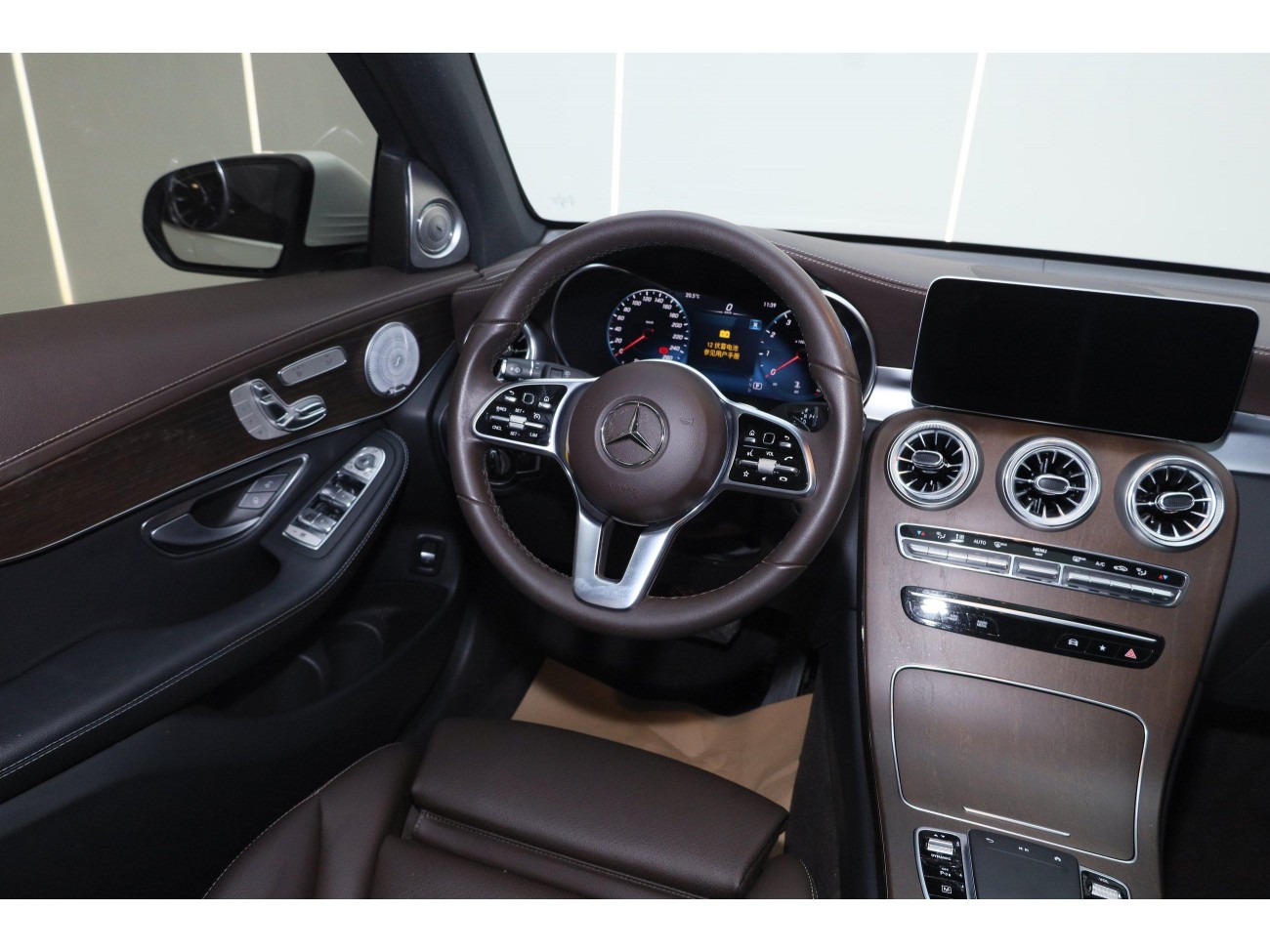 Mercedes-Benz GLC 300 L 2023