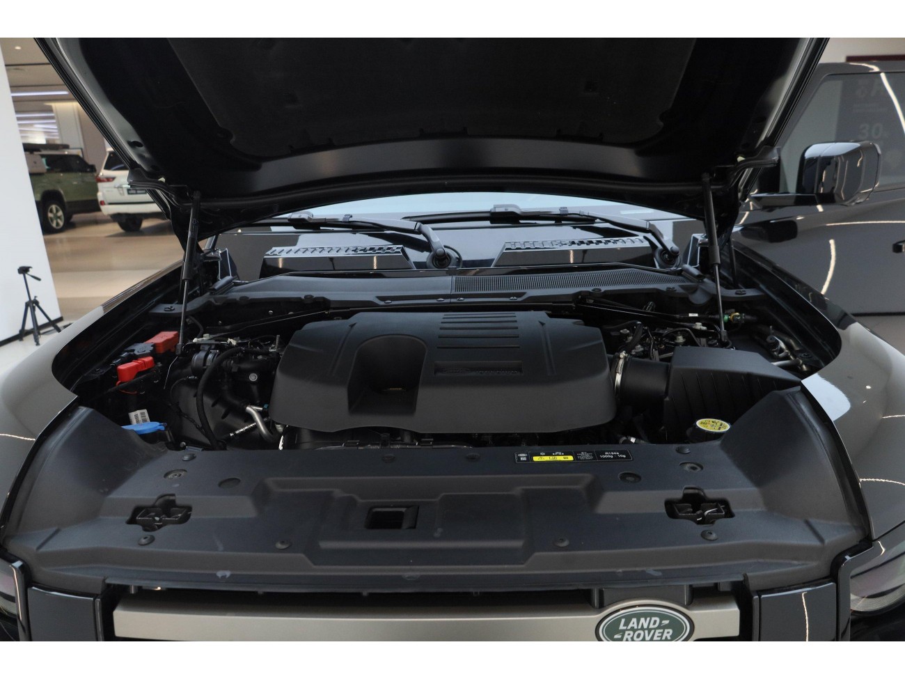 Land Rover Defender 2024