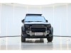 Land Rover Defender 2024