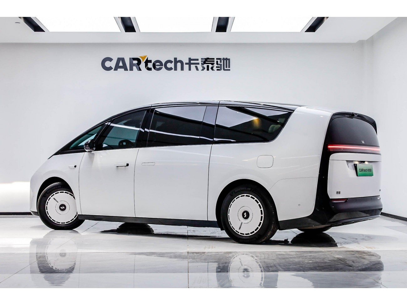 Li Auto MEGA 2025