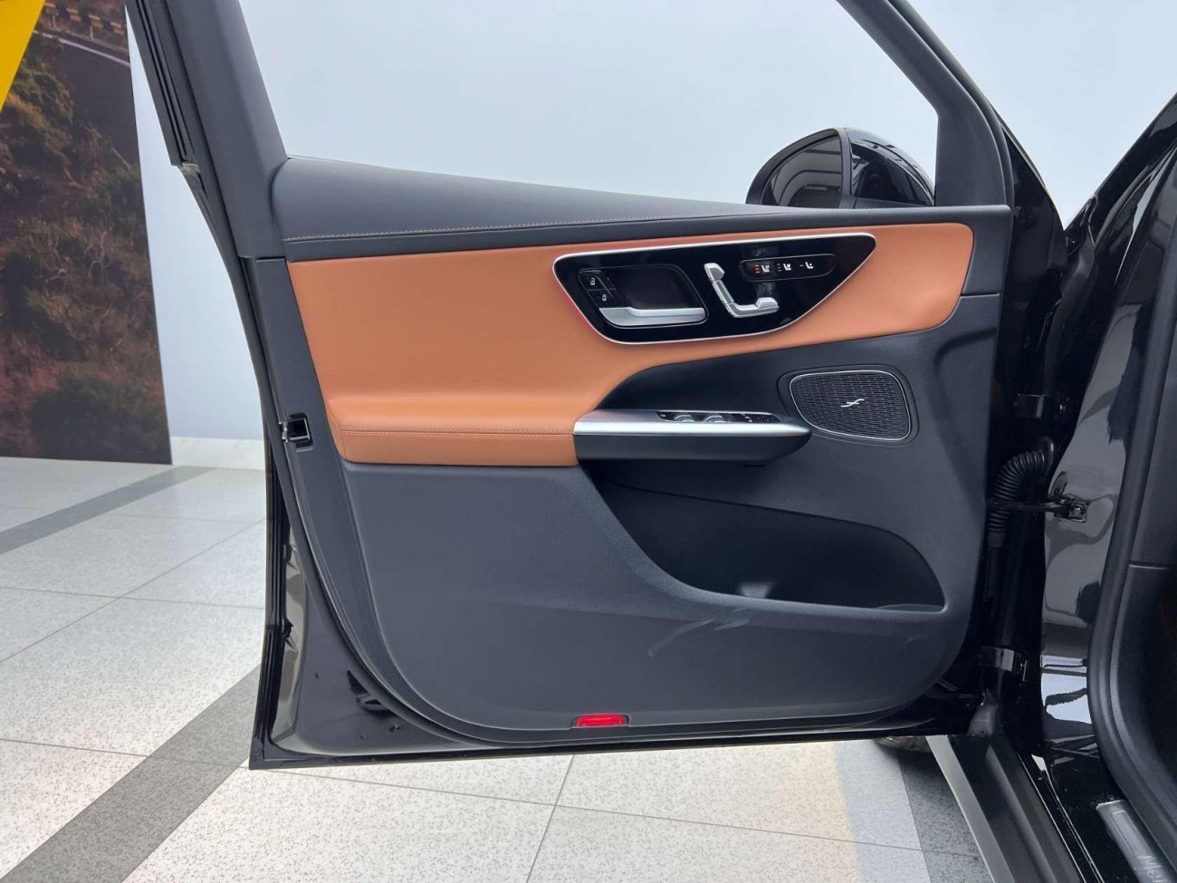 Mercedes-Benz GLC 260 L 2025