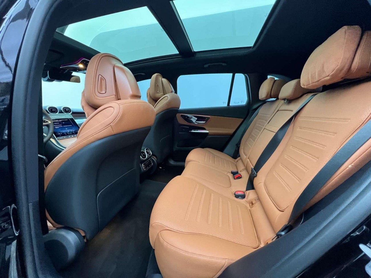 Mercedes-Benz GLC 260 L 2025