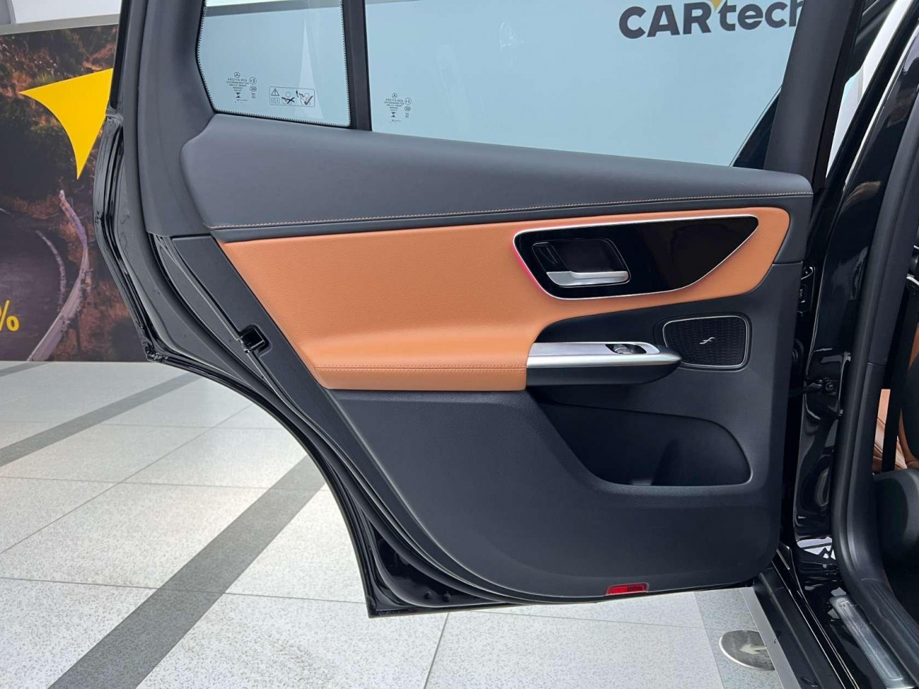 Mercedes-Benz GLC 260 L 2025