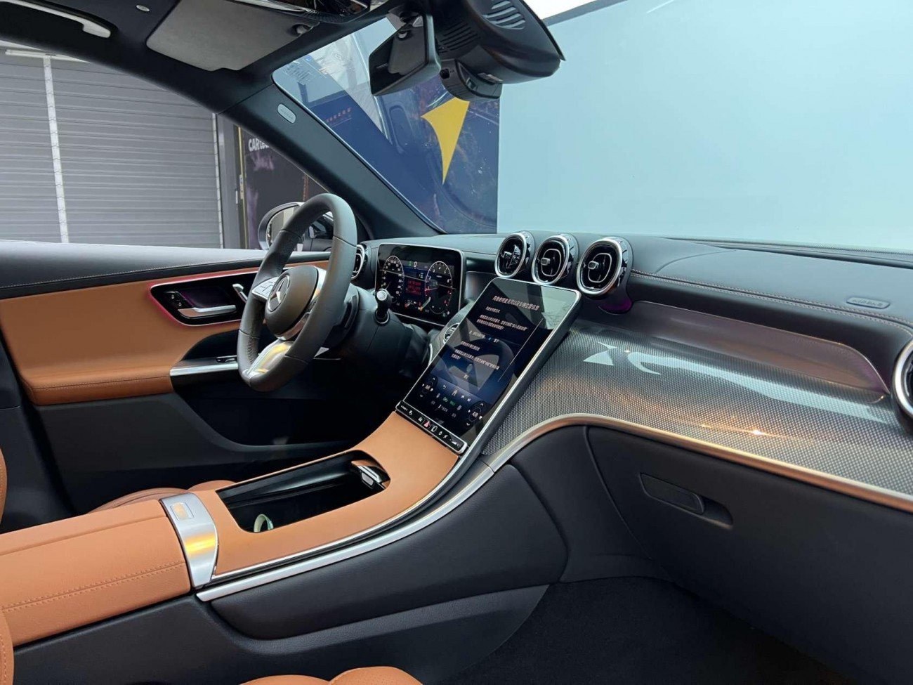Mercedes-Benz GLC 260 L 2025