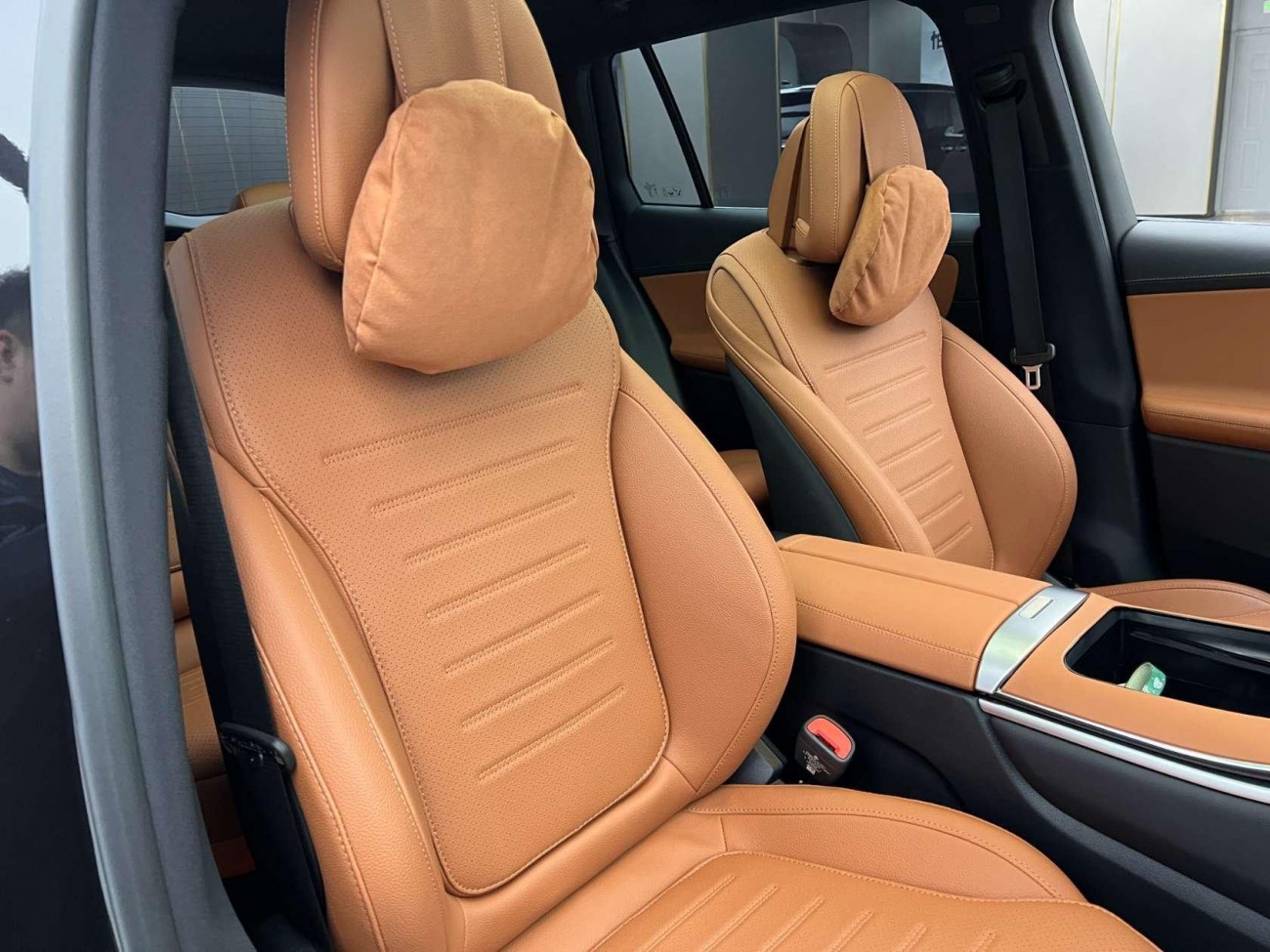 Mercedes-Benz GLC 260 L 2025