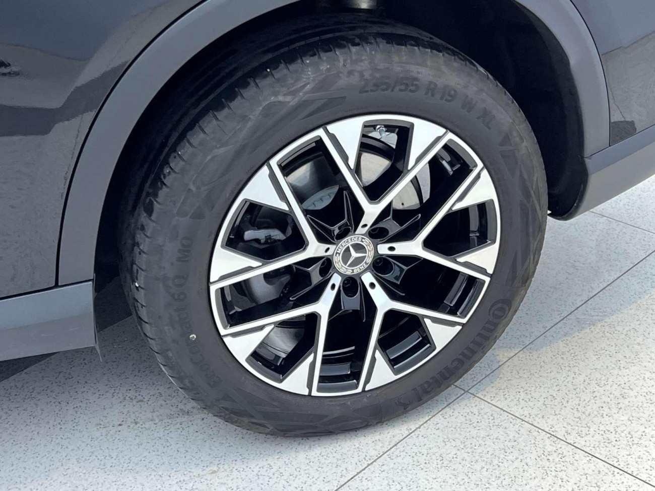Mercedes-Benz GLC 260 L 2025
