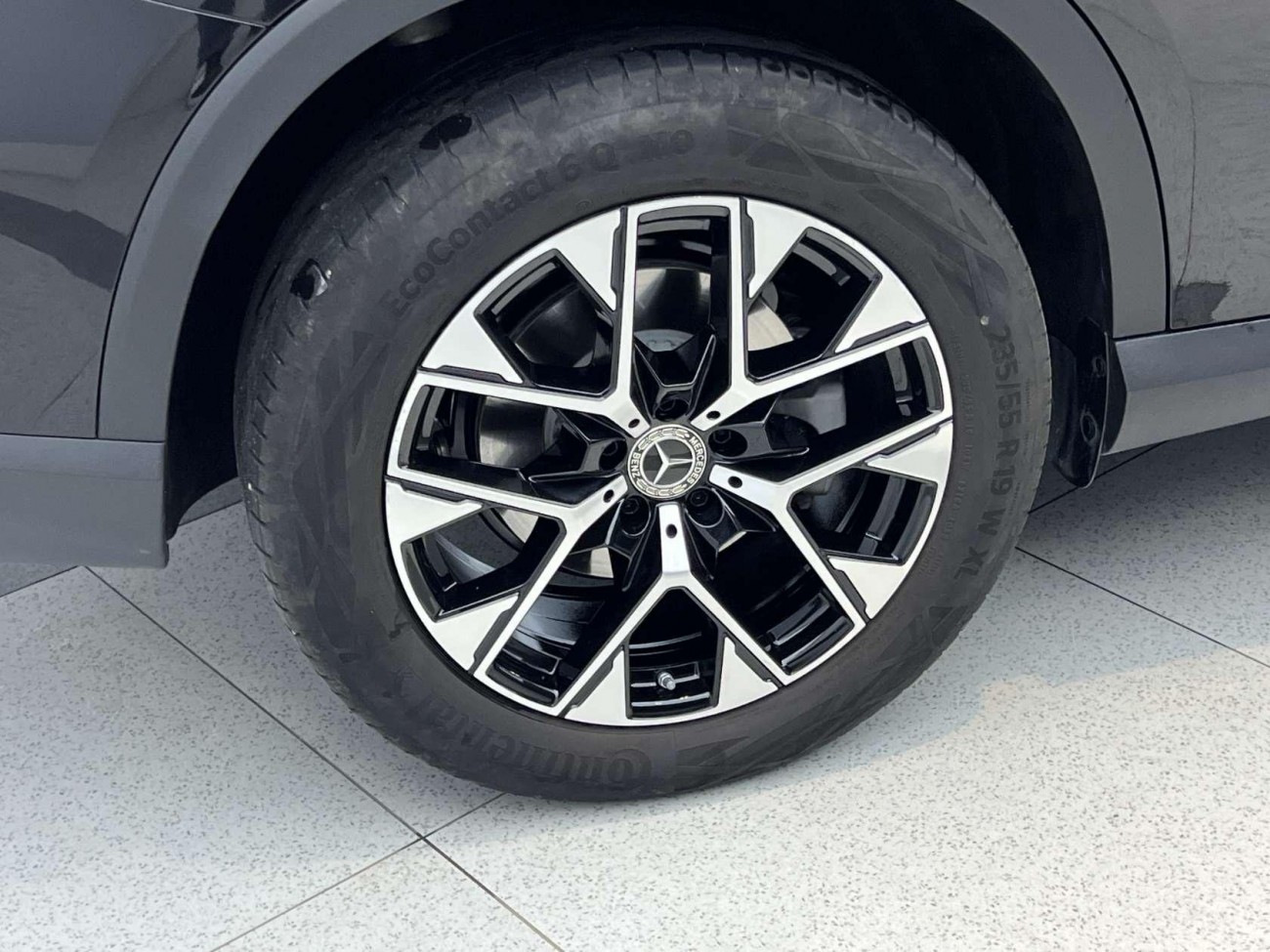 Mercedes-Benz GLC 260 L 2025